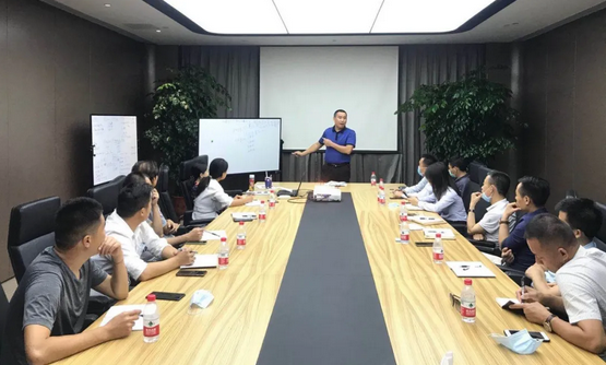 公司资讯 | 华宝资产举行“安全生产教育月”启动仪式 