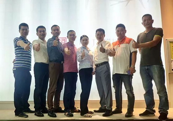 华宝专访 | 华文拓荒团队：深根细作，凝心聚力，铸造华文创意产业园 